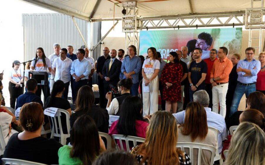Campanha “Seu Abraço Aquece” arrecada itens de inverno que serão doados para mais de 200 entidades