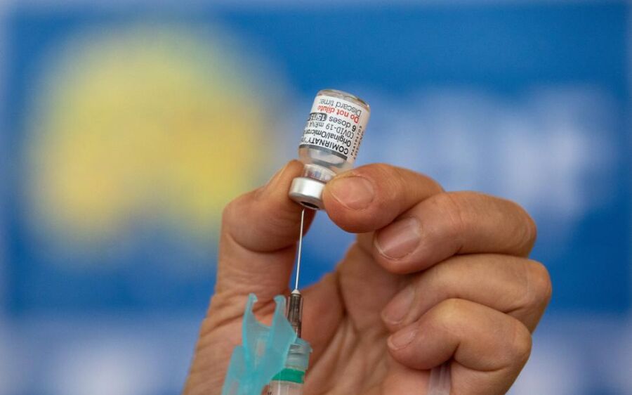 Vacinação bivalente contra covid-19 supera 9 milhões de doses