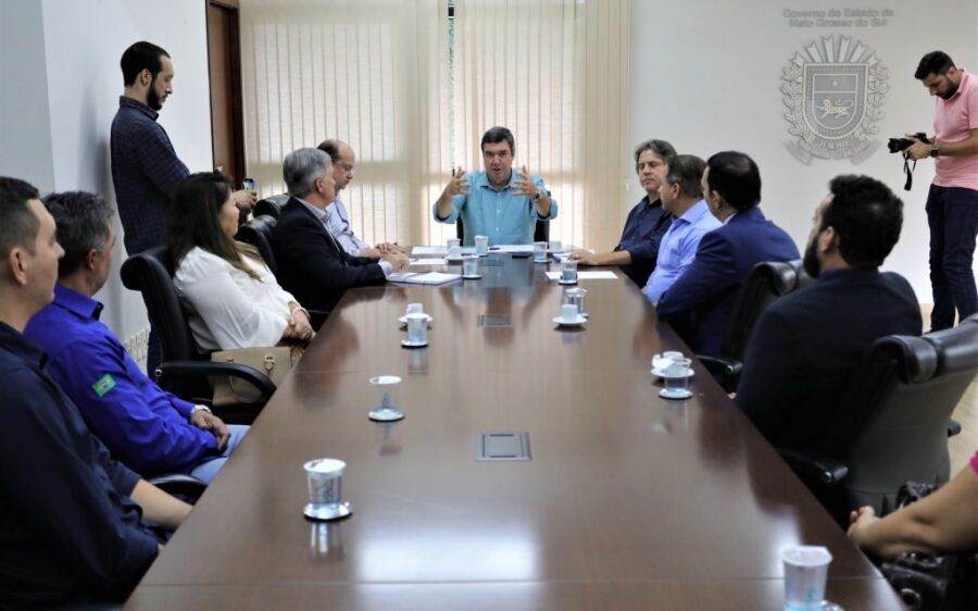 Em encontro com deputados, Governo  de MS reafirma compromisso com  emendas parlamentares