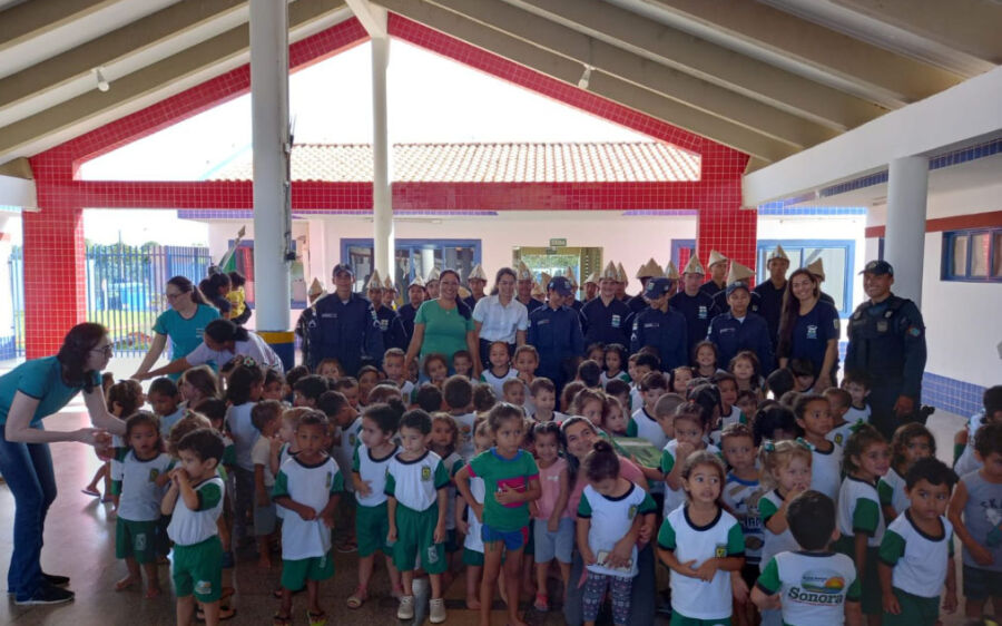 O Projeto Patrulha Mirim é uma parceria entre a Polícia Militar de Mato Grosso do Sul e a Prefeitura