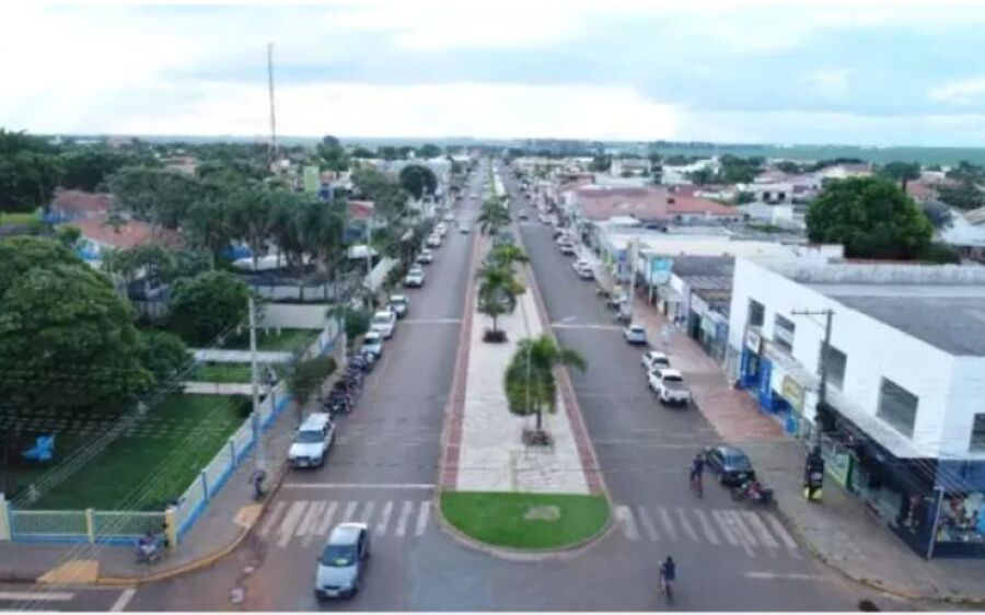 Funcionário é baleado e 2 presos após briga em tabacaria