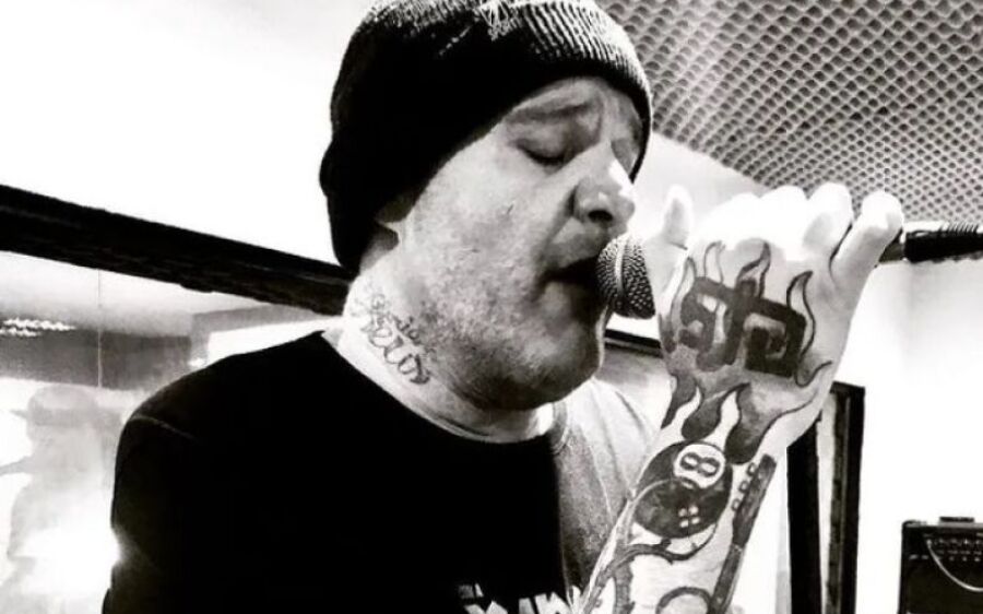 Vocalista da banda O Surto morre aos 52 anos