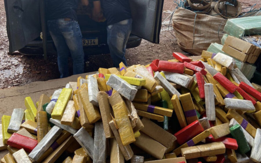 Polícia Civil incinera uma tonelada de maconha em Rio Verde