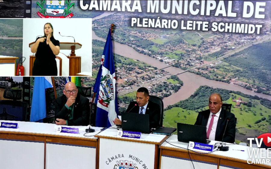 Câmara realiza primeira transmissão ao vivo com intérprete em libras