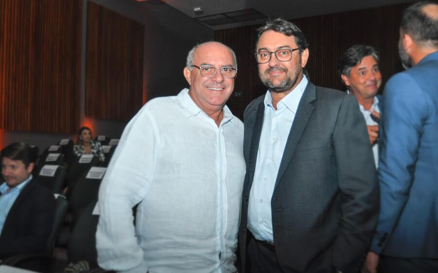 Em evento ano 1 do Governo do Estado, Prefeito Réus  Fornari encontra Presidente da FIEMS