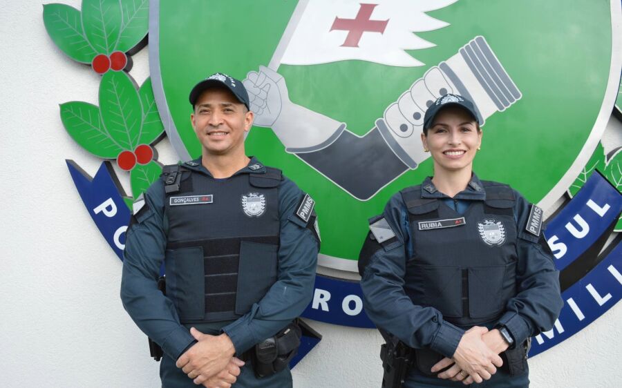 Policiais Militares do 5º BPM de  Coxim recebem medalha Tiradentes