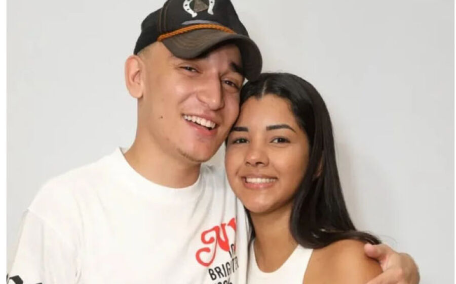 Após fim de namoro de 4 meses,  João Gomes posta indireta para ex