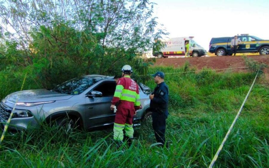 Polícia procura carros envolvidos em perseguição que terminou em assassinato