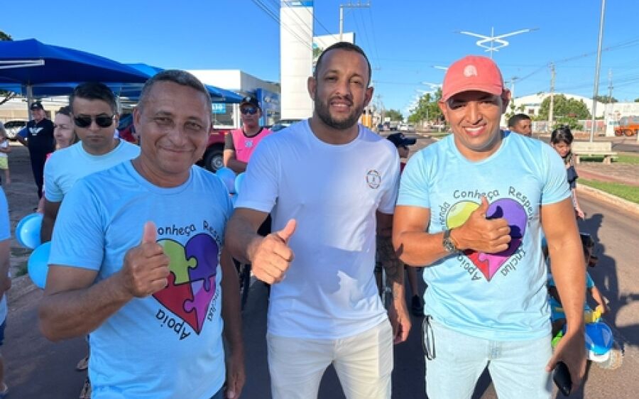 Vereadores participam de segunda caminhada pela conscientização do autismo realizada pela AFAAC