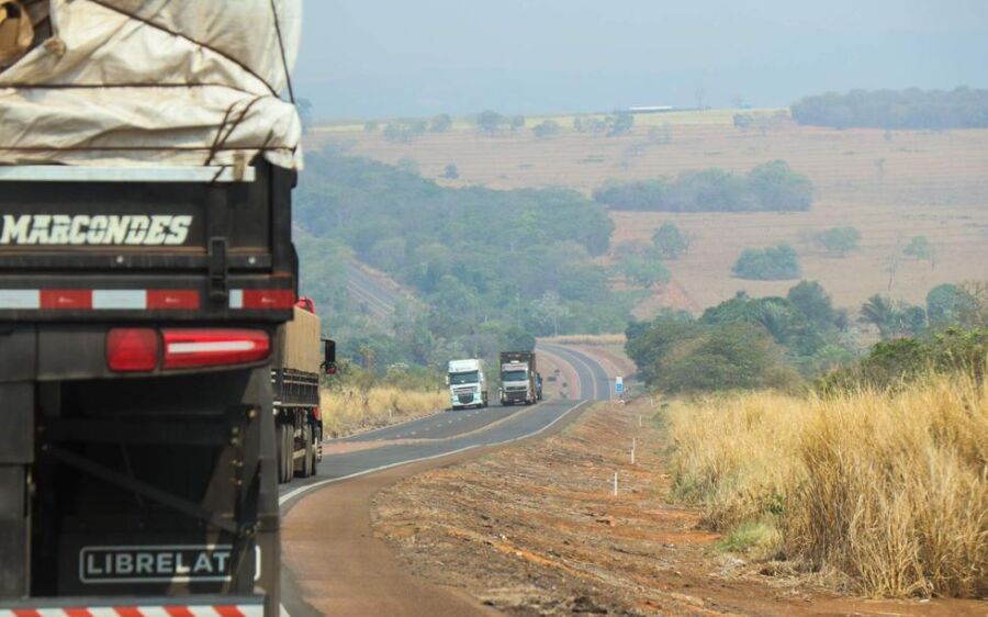 Consulta pública é aberta sobre isenção de pedágio para caminhões sem carga