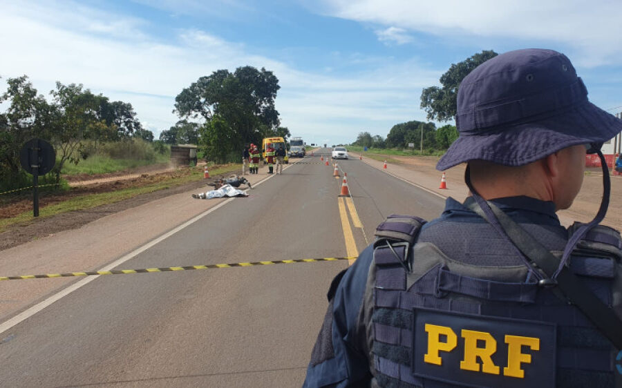 Homem que pilotava moto com placa de Coxim morre em acidente na BR-163