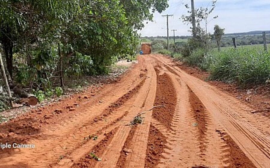 Secretaria de Obras segue com ações que beneficiam o município e a vida dos cidadãos