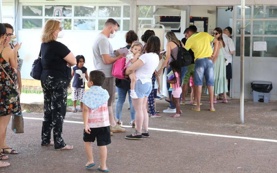 Gripe: todos com mais de  6 meses podem se vacinar 