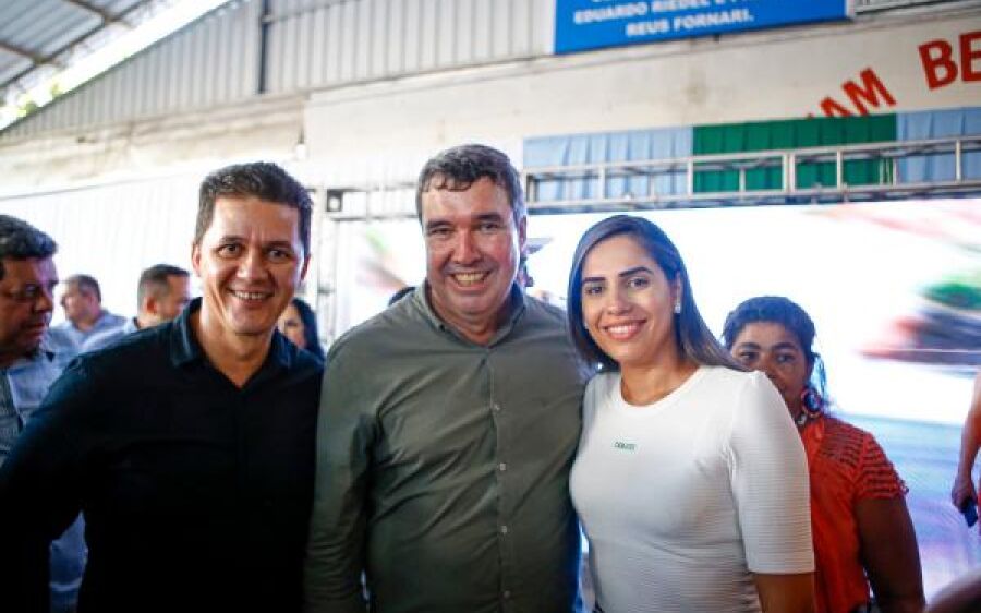Governador Eduardo Riedel garante para breve o asfalto do Jardim Semíramis