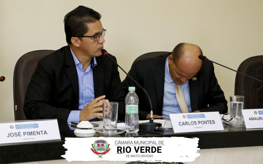 Câmara de Rio Verde realiza entrega de  moções e aprova projetos de Lei 