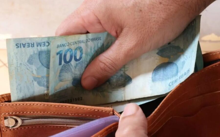 Governo de MS deposita salário nesta sexta-feira e servidores  poderão sacar valores no sábado