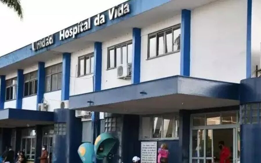 Motociclista morre dias depois de se envolver em colisão com ambulância