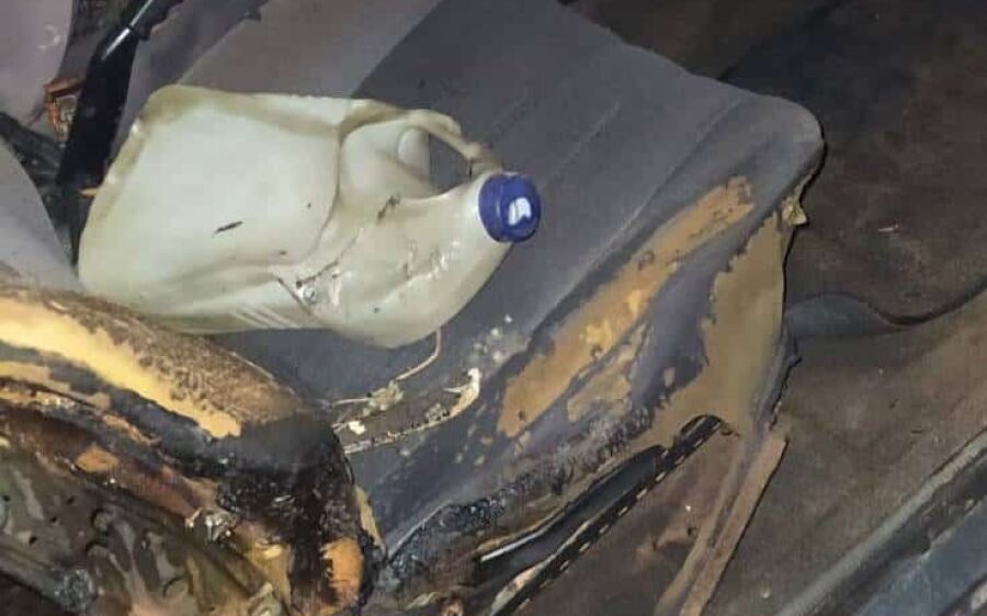 Homem é preso após atear fogo no veículo do filho
