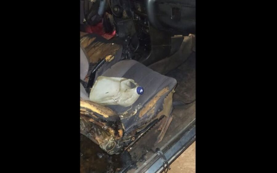 Homem é preso após colocar fogo no carro do próprio filho em MS