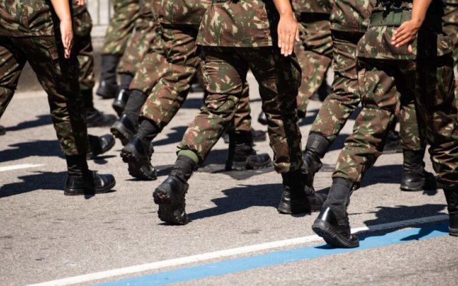 Exército abre inscrições para concurso com salário de R$ 8.245