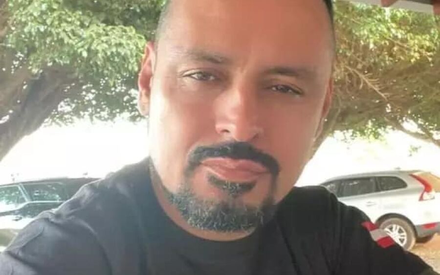 Preso após espancar ex, assessor parlamentar é demitido e vai usar tornozeleira