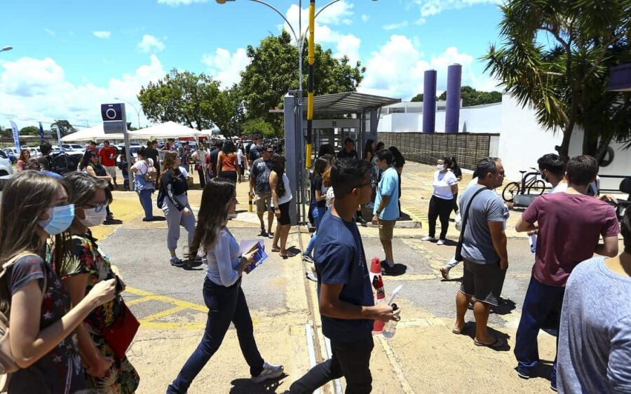 Inscrições para o Enem 2023 terminam nesta sexta-feira