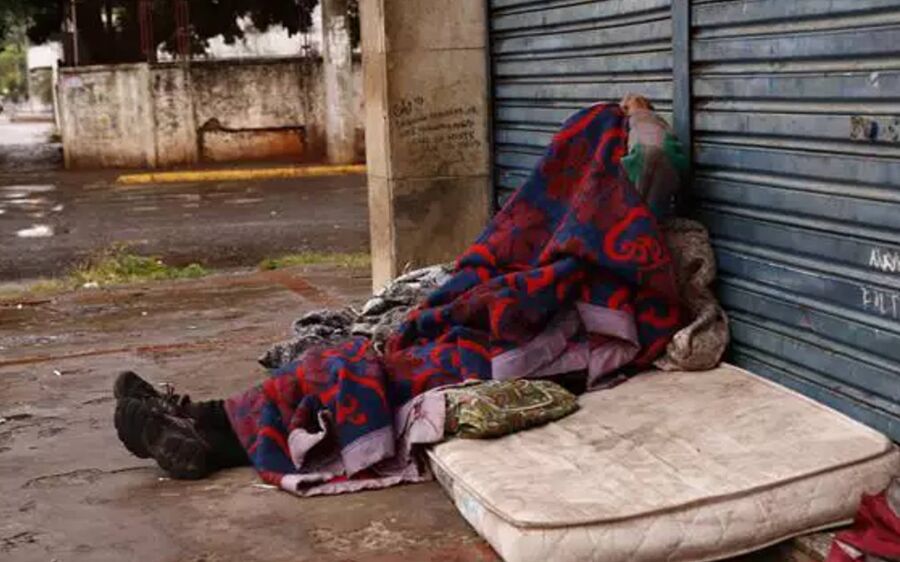 Morador de rua é levado para UPA em Campo Grande e morre de hipotermia