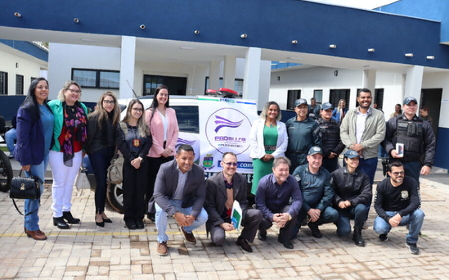 Vereadores participam do relançamento do Programa Mulher Segura