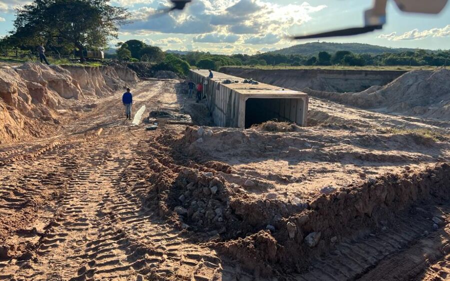 Fim do Buracão: Obra histórica de R$ 20 milhões avança em Coxim  e traz esperança aos moradores