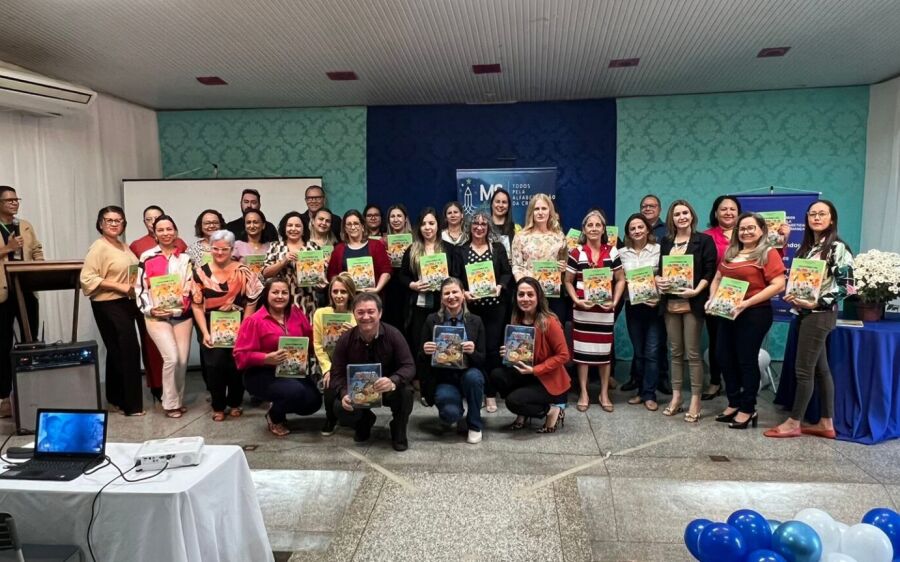 Coletânea MS Alfabetiza chega a nove municípios da região norte de MS
