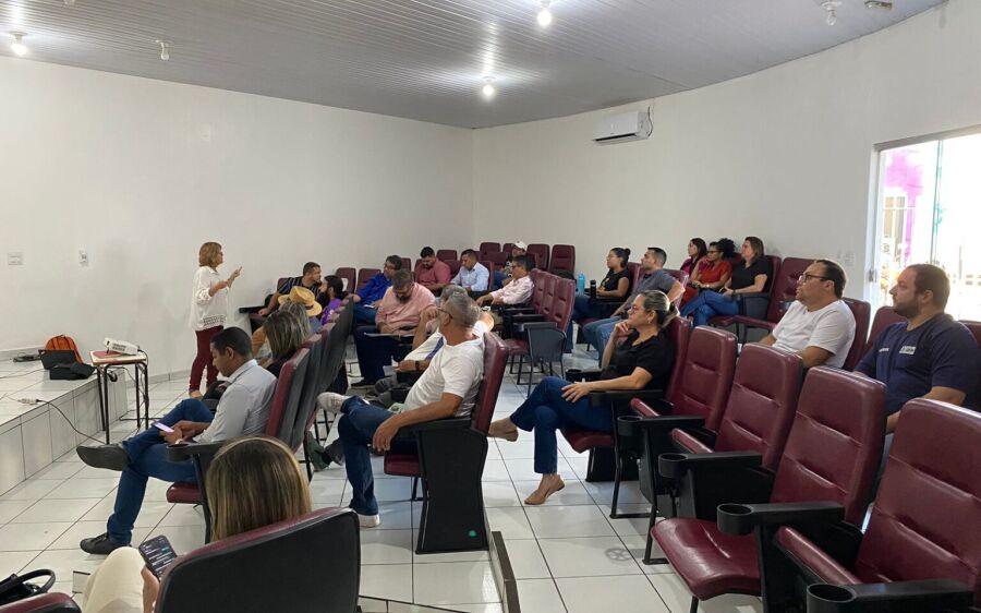 Prefeitura de Coxim e Sebrae discutem  realização do Festival da Cultura Pantaneira