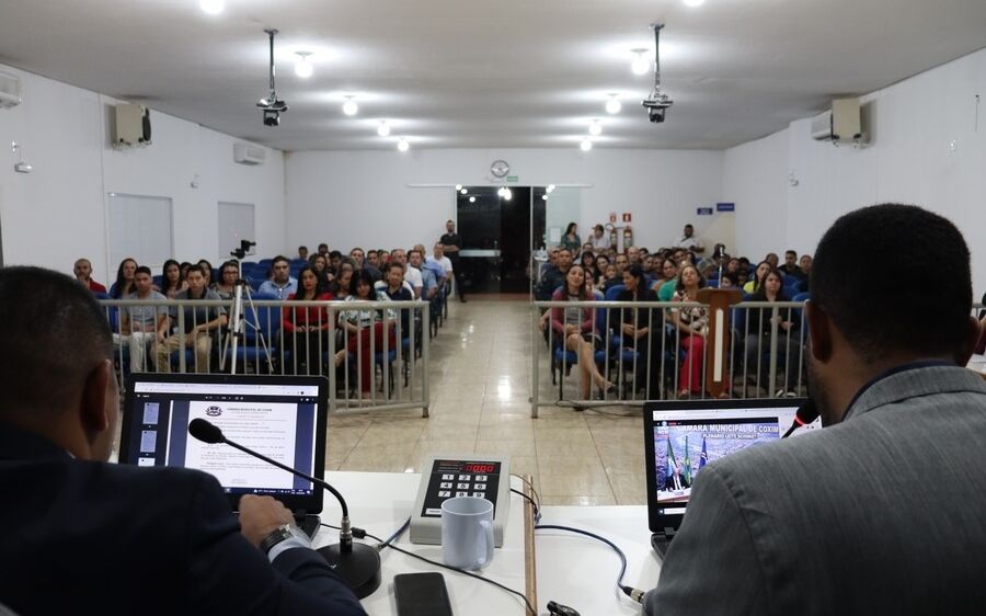 Câmara aprova PR que  modifica regimento interno, substituindo Palavra Livre  por Explicações Pessoa