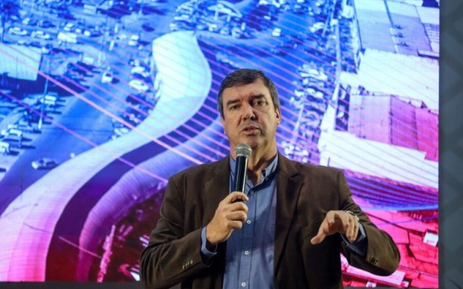 Casos de sucesso em MS foram apresentados pelo Governador em fórum empresarial nacional