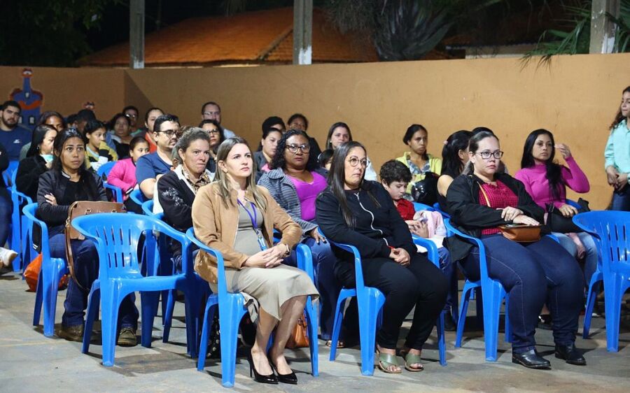 Prefeitura promove reunião com pais de integrantes do Instituto Mirim