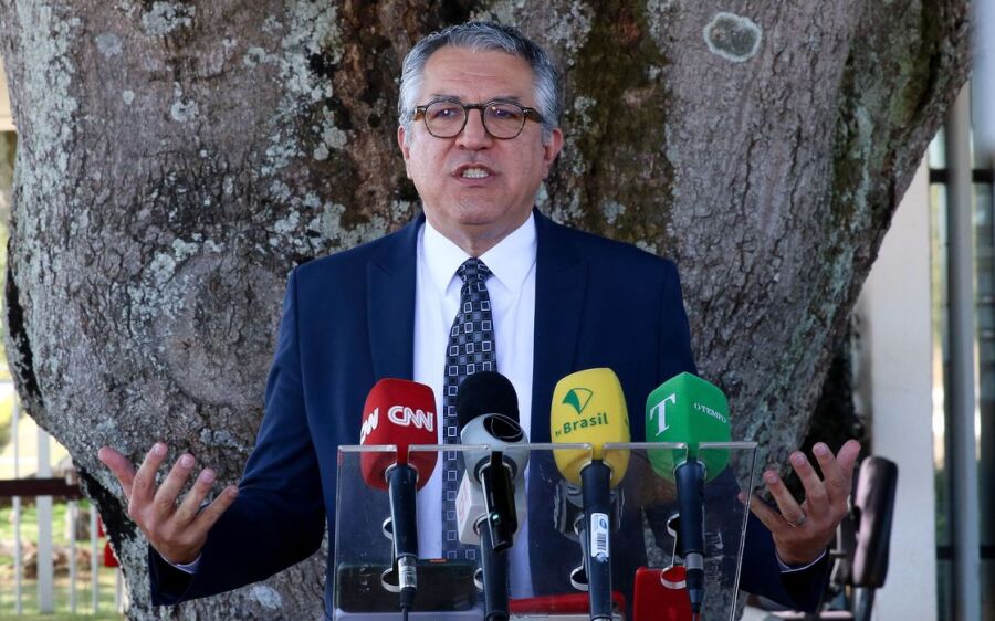 Após reforma tributária, governo faz esforço para votação de 3 textos