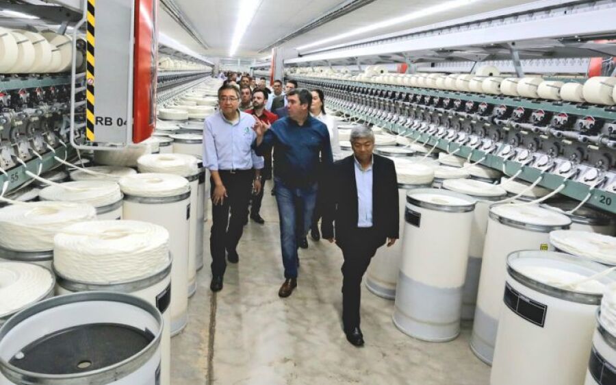 Com apoio do Governo de MS, indústria de R$ 1,5 bilhão reforça cadeia produtiva da soja em Naviraí