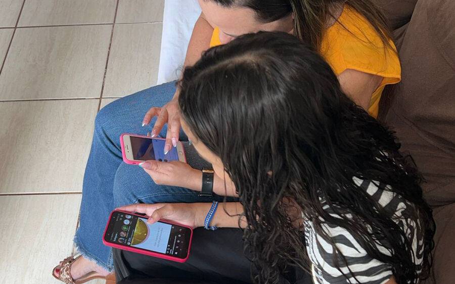 Uso exagerado do celular: Está na hora de falar sobre isso