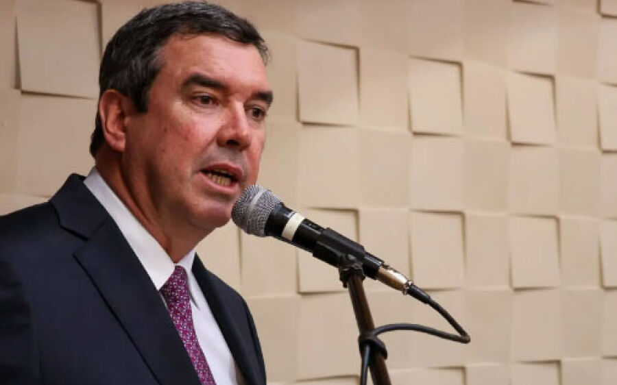 Eduardo Riedel viaja para os  Estados Unidos e estuda desafios da economia verde