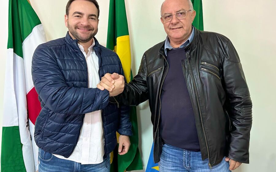 Prefeito Réus recebe visita  do deputado César Mattogrosso