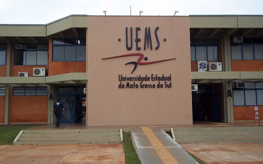 UEMS tem 193 vagas para portadores de diploma em diversos cursos