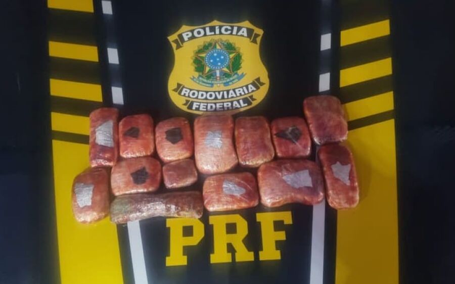 PRF apreende droga junto ao corpo de estrangeira em Terenos