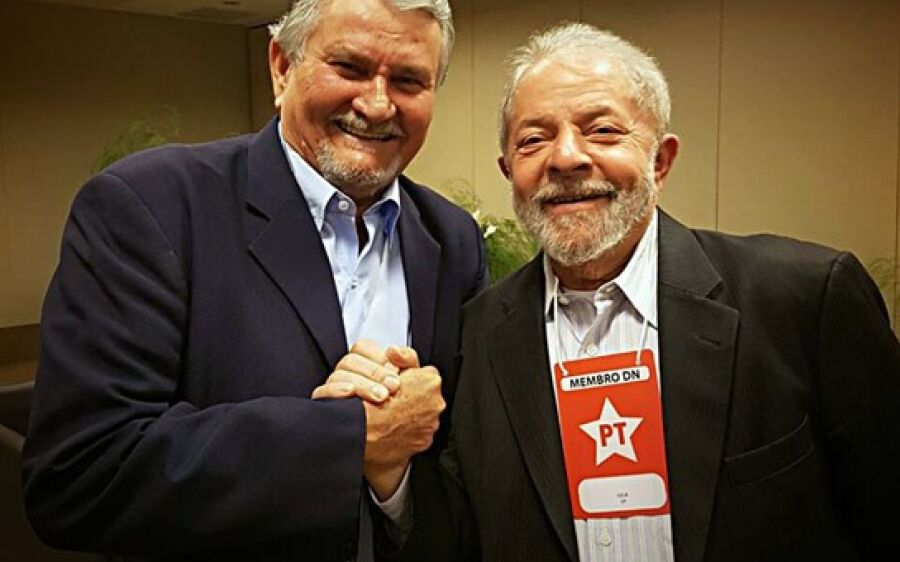 Lula elogia Zeca por agricultura familiar, incentiva candidatura e confirma visita
