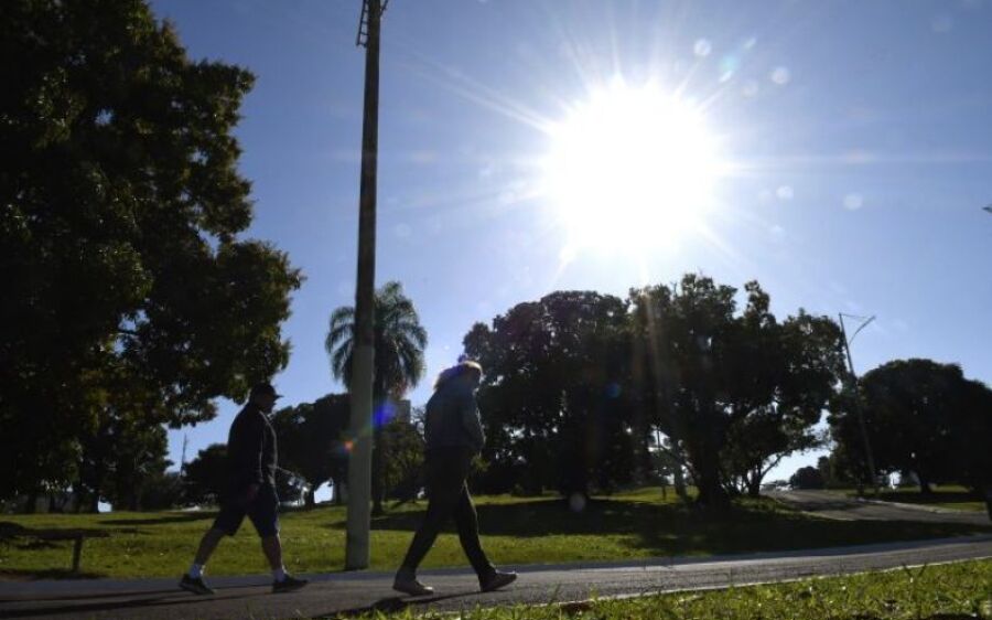 Previsão de temperaturas elevadas em todo Estado nesta quarta-feira