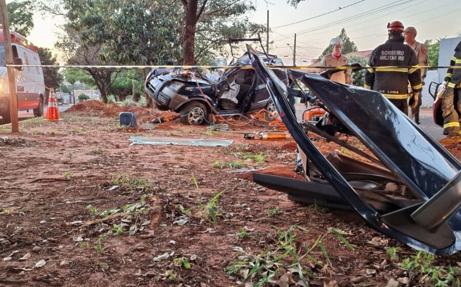 Adolescente de 15 anos dirigia carro que matou passageiro em acidente na Capital