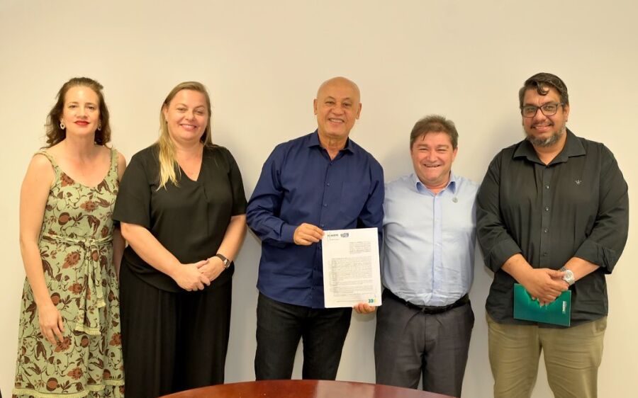 MP e Prefeitura de Coxim discutem  resíduos sólidos e outros assuntos