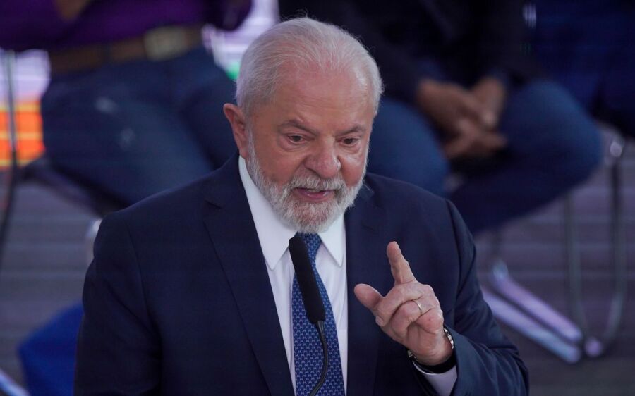 Lula diz que polícia não  pode confundir pessoas  pobres com bandidos