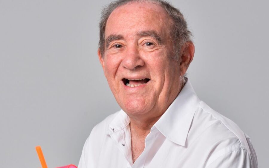 Renato Aragão ‘dá a volta por cima’ após ficar fora do ‘Criança Esperança’