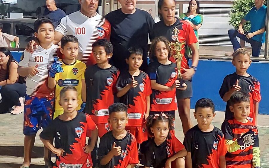 Prefeito Réus Fornari Prestigia Primeiro Torneio Futpraça em Rio Verde. 