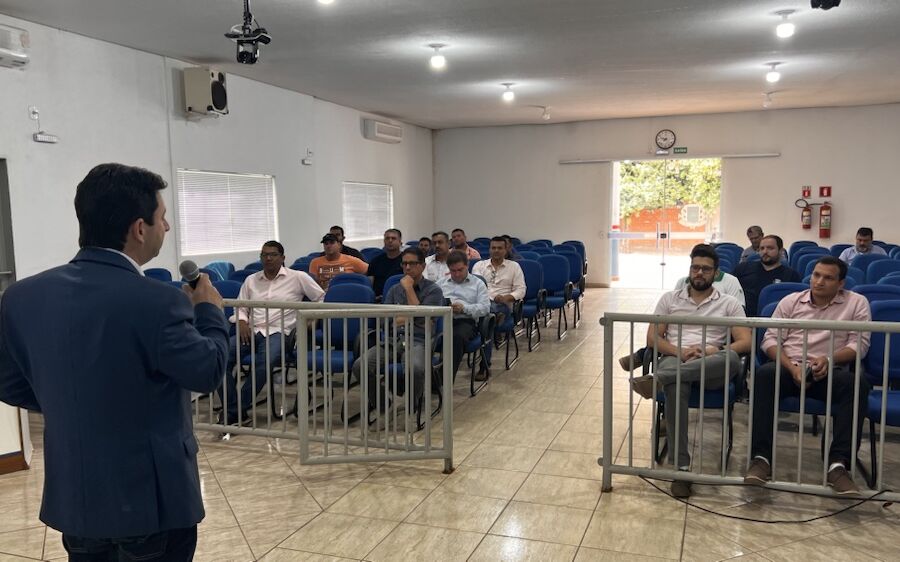 Reunião discuti regularização fundiária ambiental em Coxim