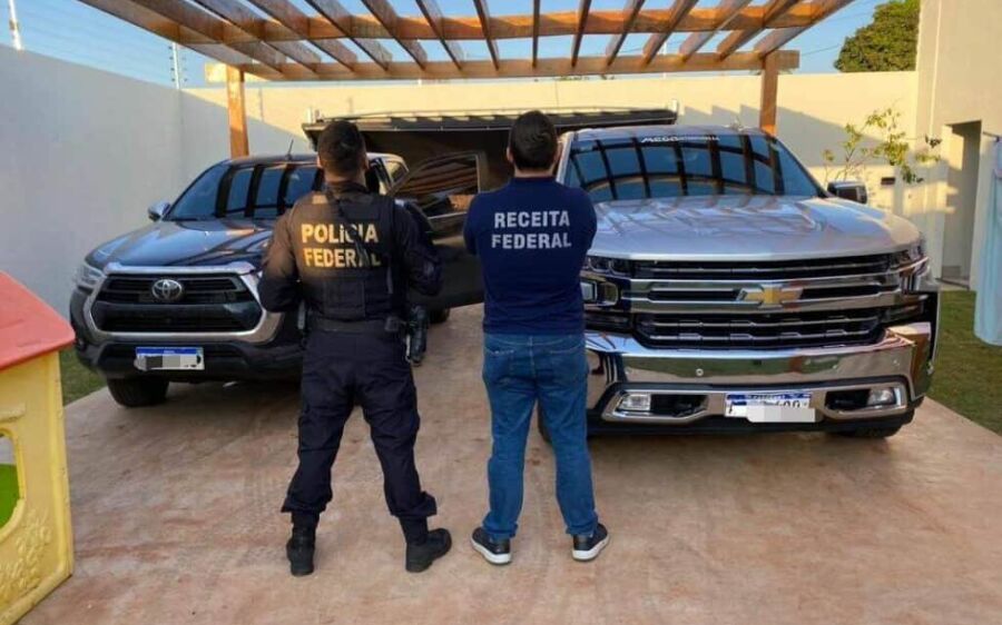 Operação contra lavagem de dinheiro da máfia do cigarro apreendeu 95 carros